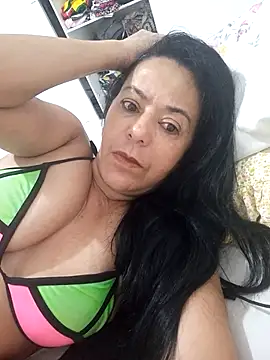 lucineia7 online show from October 16, 2025, 8:43 pm