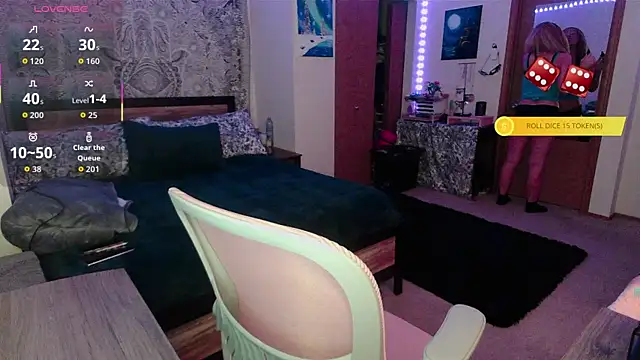 MaciiMayy online show from November 29, 2025, 5:16 pm