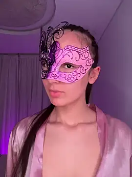 Innerpeace  online show from April 21, 2026, 12:45 am