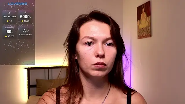 Snapshot of EllaCanny chatting on October 18, 2025, 5:43 am EllaCanny online show from October 18, 2025, 5:43 am