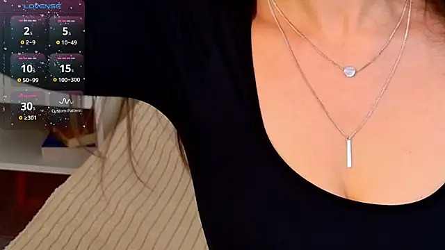 EllaCanny online show from December 14, 2025, 6:08 am