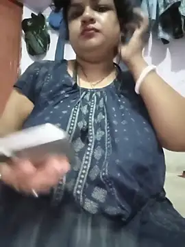 Deborbhavi222 online show from June 6, 2026, 8:57 pm