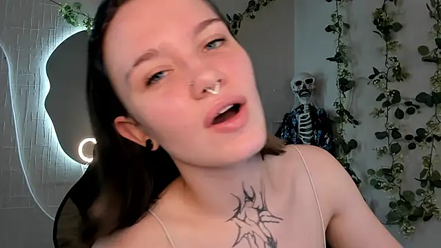 Elastikisss online show from June 7, 2026, 2:27 am