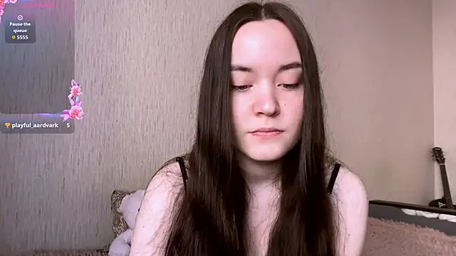 VividSienna online show from March 29, 2026, 4:01 am