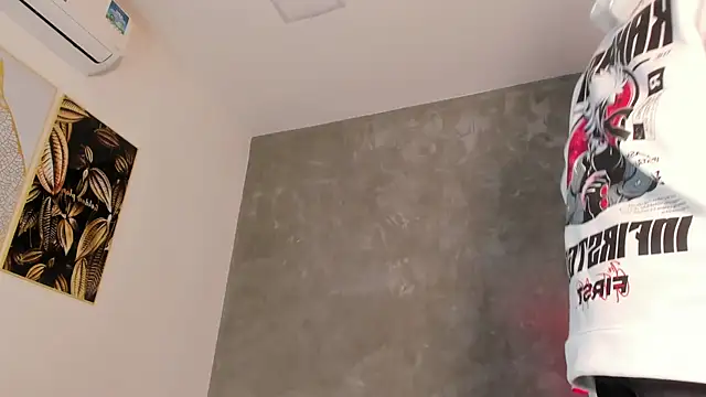 dylan cross  online show from January 10, 2026, 11:23 am