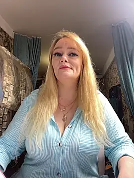 Sweet-blonde online show from November 8, 2025, 8:51 pm