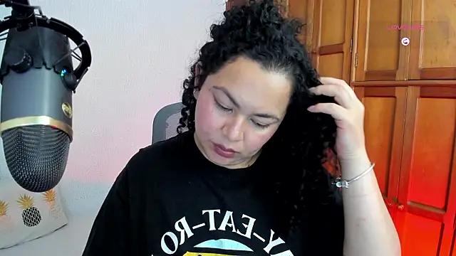 Chubby Licius online show from March 8, 2026, 2:04 am