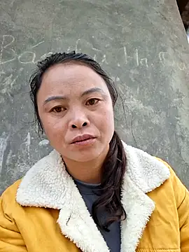 xuxulovezz online show from November 6, 2025, 12:44 am