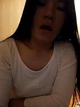 Suny babyy online show from April 4, 2026, 9:45 pm