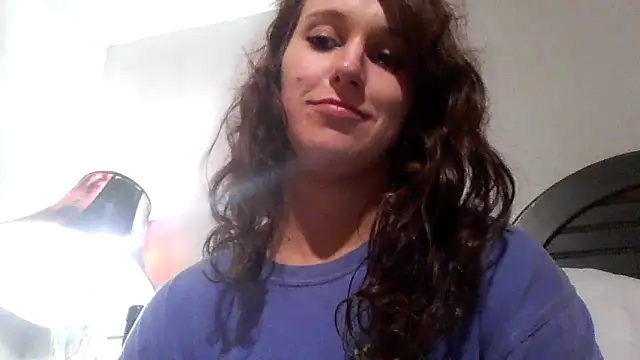 brunettebabexo3 online show from May 5, 2026, 12:51 am