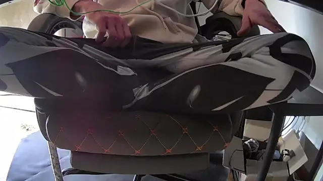 Snapshot of northboy91 chatting on December 16, 2025, 1:49 pm northboy91 online show from December 16, 2025, 1:49 pm