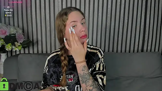 Elsie Cutties online show from October 8, 2025, 1:03 am