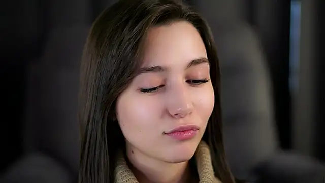 LettySlovacek online show from October 10, 2025, 2:32 am