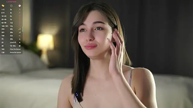 LettySlovacek online show from December 16, 2025, 2:38 am