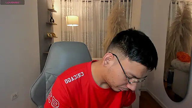 Snapshot of marcuswildx chatting on October 7, 2025, 11:40 am marcuswildx online show from October 7, 2025, 11:40 am