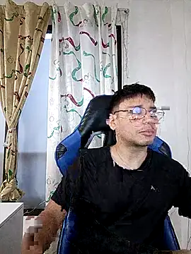 marcuswildx online show from November 20, 2025, 10:59 am