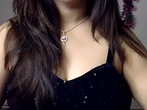 Aaliya02 online show from June 17, 2026, 11:38 pm