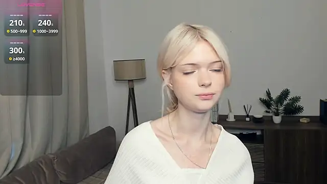 Snapshot of LaureMestler chatting on January 8, 2026, 8:38 am LaureMestler online show from January 8, 2026, 8:38 am