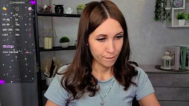 DreamVelour online show from January 9, 2026, 7:26 pm