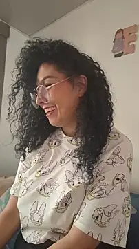 Snapshot of LondonHilton chatting on March 2, 2026, 9:21 pm LondonHilton online show from March 2, 2026, 9:21 pm