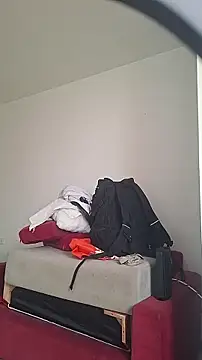 LondonHilton online show from June 6, 2026, 6:56 pm