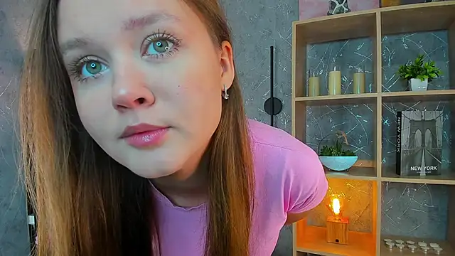 ElenoreReth online show from October 28, 2025, 1:31 am