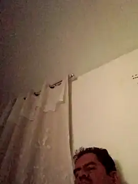 theking1 1 online show from March 12, 2026, 5:02 am