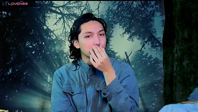 -BlueOpal- online show from October 9, 2025, 7:01 pm