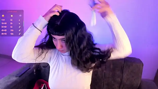 kitty  chs online show from October 24, 2025, 11:39 am