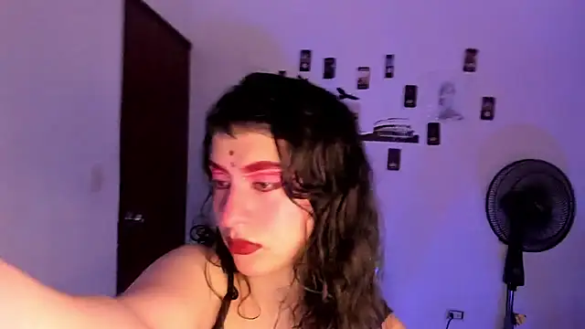 kitty  chs online show from March 21, 2026, 8:56 pm