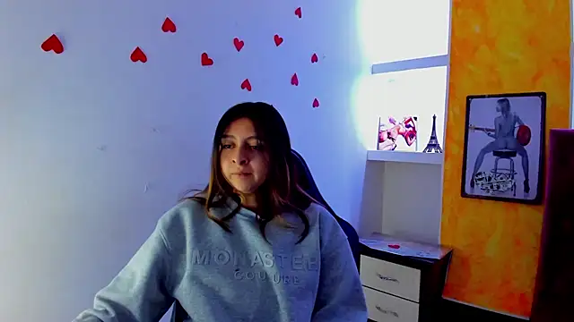 lala clark online show from February 23, 2026, 8:28 pm