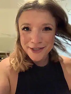 Snapshot of Seturselfonfire chatting on October 11, 2025, 3:06 am Seturselfonfire online show from October 11, 2025, 3:06 am