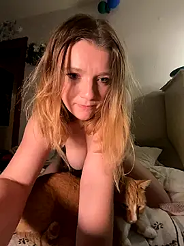 Snapshot of Seturselfonfire chatting on November 5, 2025, 8:47 am Seturselfonfire online show from November 5, 2025, 8:47 am