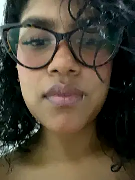 miiabrown18 online show from October 19, 2025, 1:39 am