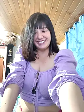 Snapshot of IvonnySweet chatting on October 15, 2025, 3:28 am IvonnySweet online show from October 15, 2025, 3:28 am