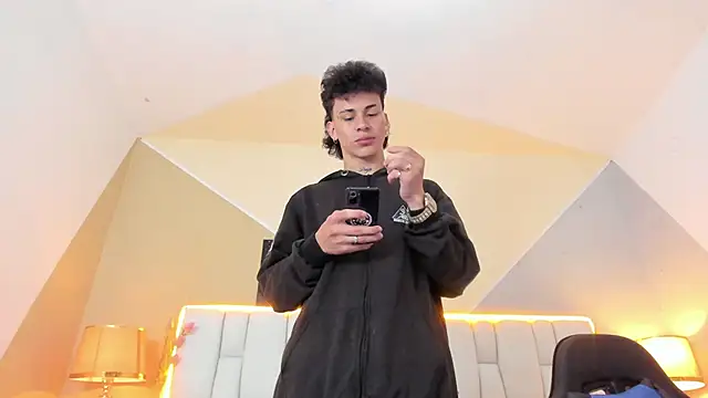 iammariano online show from September 26, 2025, 3:10 am