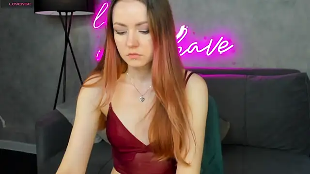 Berta Kelly online show from October 7, 2025, 1:14 am