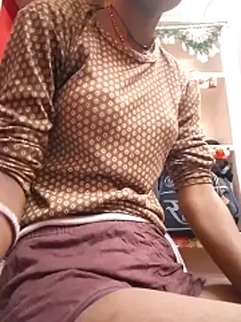 Cuty kinjal online show from April 21, 2026, 11:18 pm