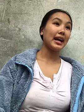 Mai lovely online show from October 25, 2025, 2:41 am