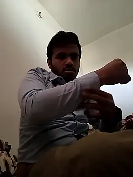 Snapshot of SilentTerr chatting on January 14, 2026, 7:58 am SilentTerr online show from January 14, 2026, 7:58 am