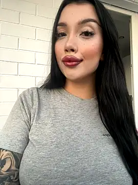 kiss Lissa online show from November 2, 2025, 2:08 pm