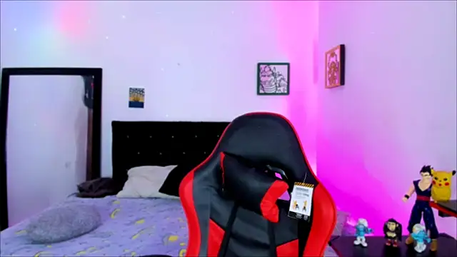 Snapshot of Adams_Collins chatting on September 30, 2025, 10:59 pm Adams Collins online show from September 30, 2025, 10:59 pm