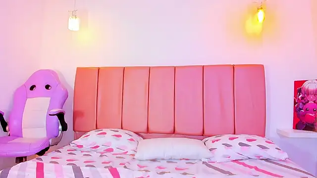 emily  walker online show from January 12, 2026, 4:39 am