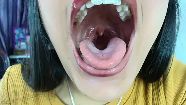 Hinata 21  online show from March 31, 2026, 8:53 pm