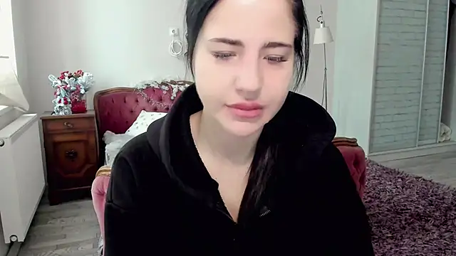 Malibu J online show from January 12, 2026, 7:46 am