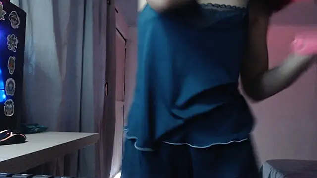 LittleCheerry69 online show from December 15, 2025, 7:29 pm