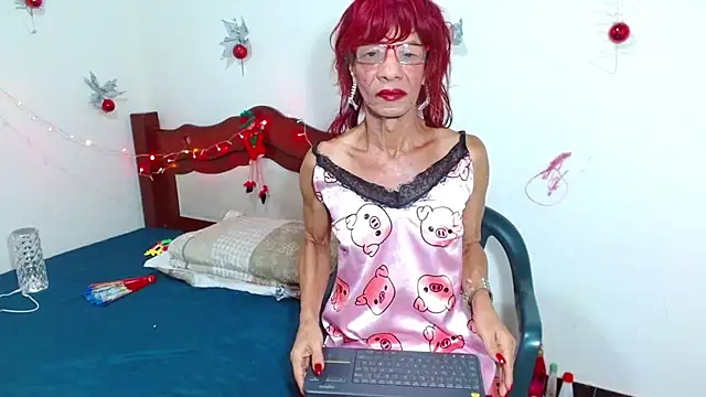 lorenacapelli online show from December 18, 2025, 12:22 pm