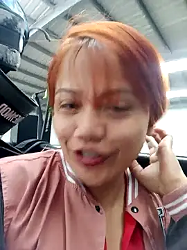 Snapshot of Tiffany-Parker_ chatting on September 25, 2025, 12:42 pm Tiffany-Parker  online show from September 25, 2025, 12:42 pm