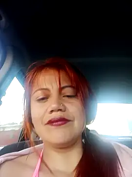 Snapshot of Tiffany-Parker_ chatting on October 1, 2025, 12:33 pm Tiffany-Parker  online show from October 1, 2025, 12:33 pm