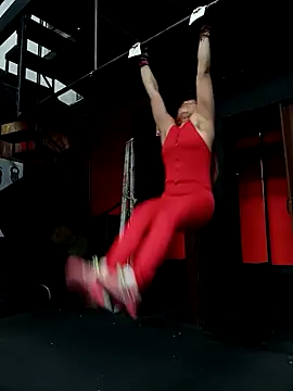 Snapshot of Tiffany-Parker_ chatting on October 9, 2025, 1:42 pm Tiffany-Parker  online show from October 9, 2025, 1:42 pm